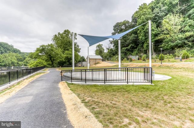 1567 RENATE DR, Woodbridge, VA 22192