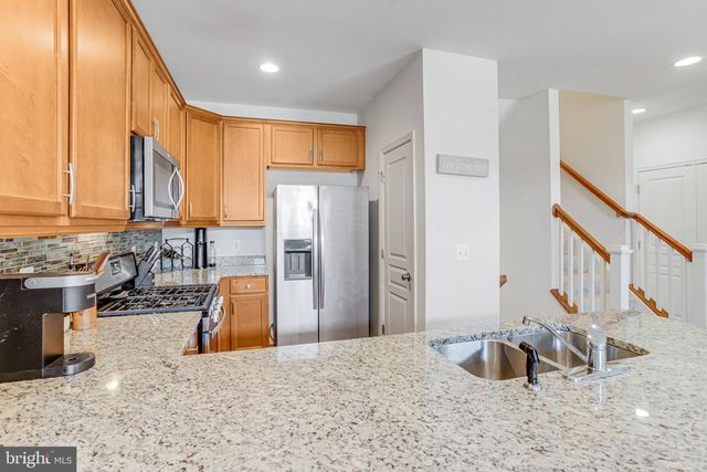 1567 RENATE DR, Woodbridge, VA 22192