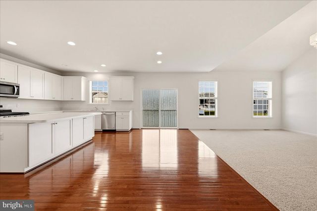 111 ALLIANCE CT, Winchester, VA 22602