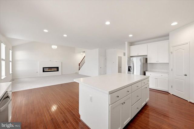 111 ALLIANCE CT, Winchester, VA 22602