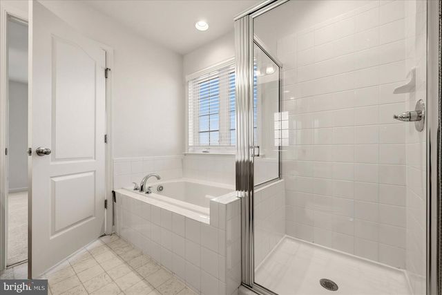 111 ALLIANCE CT, Winchester, VA 22602