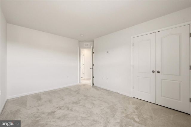 111 ALLIANCE CT, Winchester, VA 22602