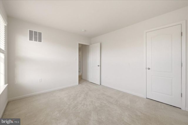 111 ALLIANCE CT, Winchester, VA 22602