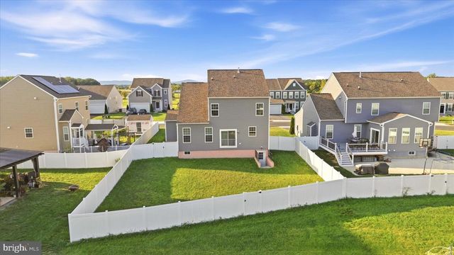 111 ALLIANCE CT, Winchester, VA 22602