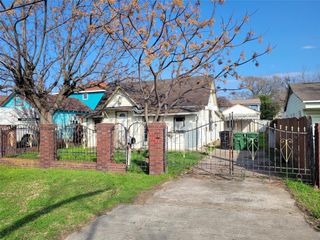 4512 Siegel Street, Houston, TX 77009