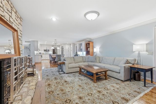 5821 Old Forest Lane, West Chester, OH 45069