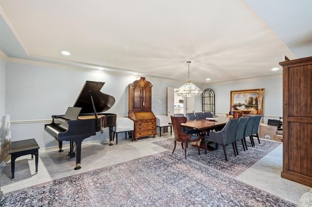 5821 Old Forest Lane, West Chester, OH 45069