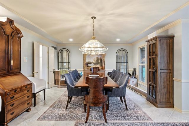 5821 Old Forest Lane, West Chester, OH 45069