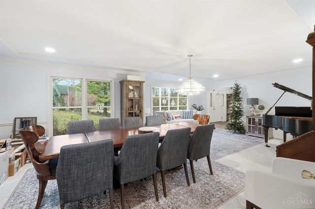 5821 Old Forest Lane, West Chester, OH 45069