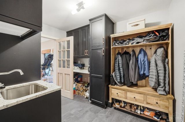 5821 Old Forest Lane, West Chester, OH 45069