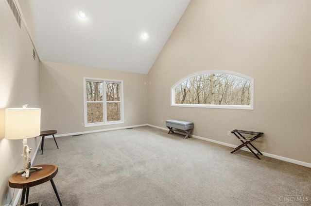 5821 Old Forest Lane, West Chester, OH 45069