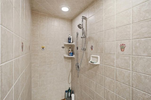 5821 Old Forest Lane, West Chester, OH 45069