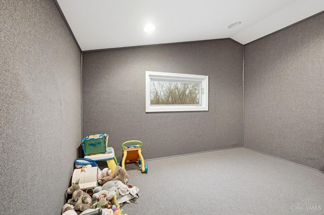 5821 Old Forest Lane, West Chester, OH 45069