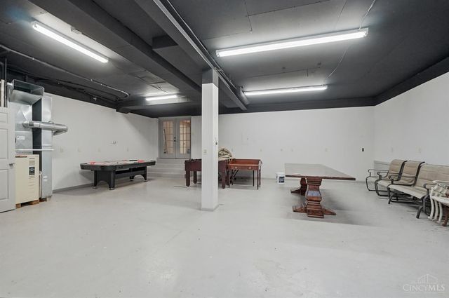 5821 Old Forest Lane, West Chester, OH 45069