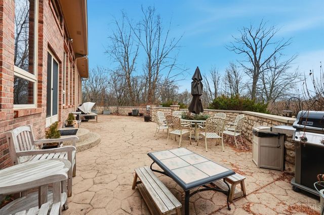 5821 Old Forest Lane, West Chester, OH 45069