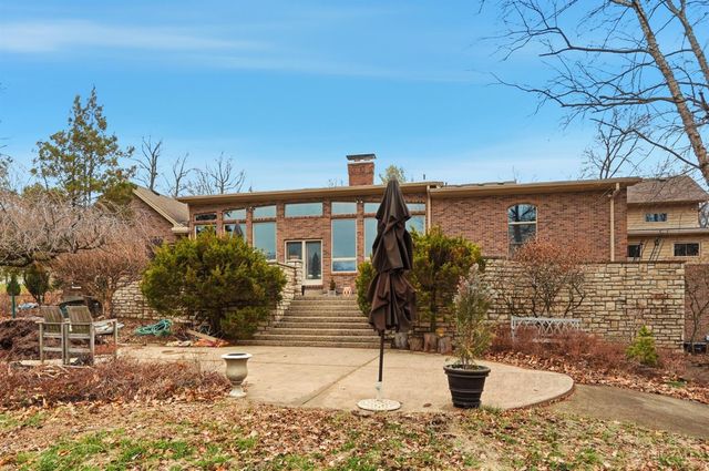 5821 Old Forest Lane, West Chester, OH 45069