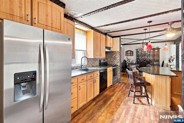 15 Charles Street, Nutley, NJ 07110