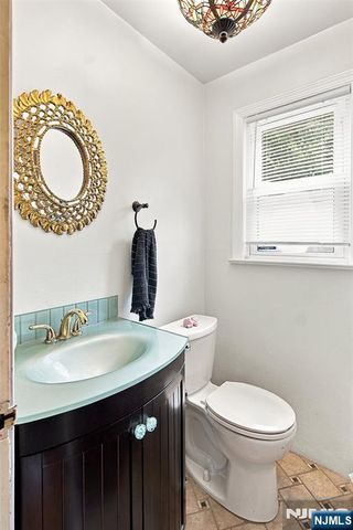 15 Charles Street, Nutley, NJ 07110