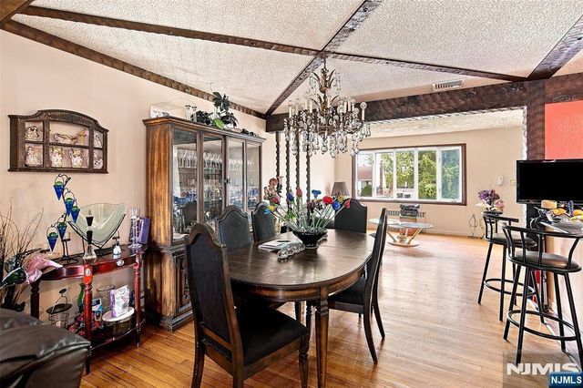 15 Charles Street, Nutley, NJ 07110
