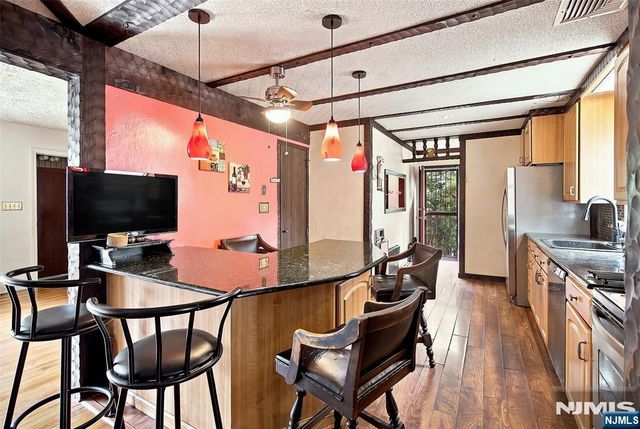 15 Charles Street, Nutley, NJ 07110