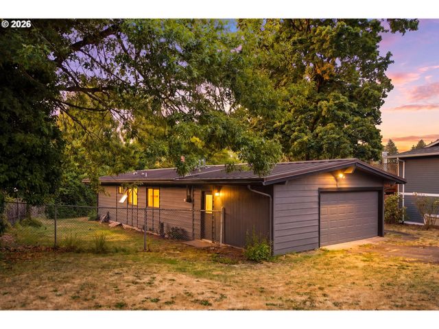5601 Se OETKIN Dr, Milwaukie, OR 97267