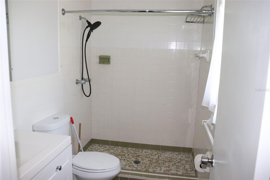 Image 20 of property listing at 401 S PINE AVENUE, Inverness, FL 34452