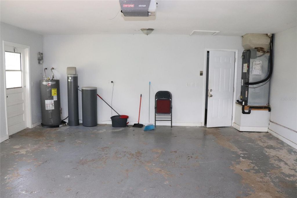 Image 26 of property listing at 401 S PINE AVENUE, Inverness, FL 34452