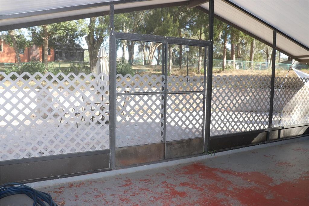 Image 27 of property listing at 401 S PINE AVENUE, Inverness, FL 34452