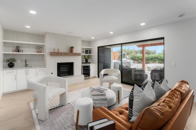 2623 Ocean Front Walk, San Diego, CA 92109