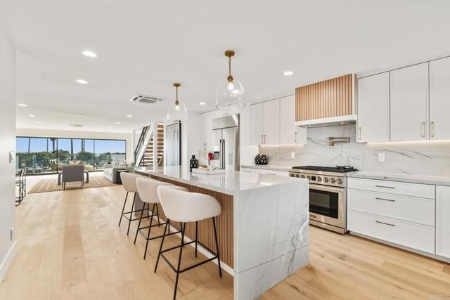 2623 Ocean Front Walk, San Diego, CA 92109