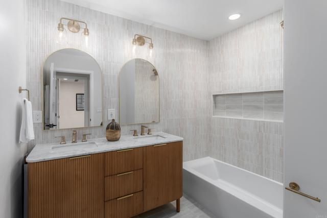 2623 Ocean Front Walk, San Diego, CA 92109