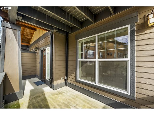 1100 Sw 170TH Ave 100, Beaverton, OR 97003