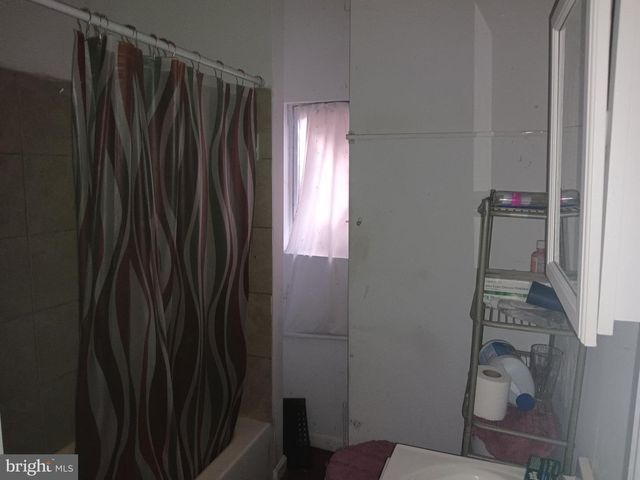 2015 N SMALLWOOD ST, Baltimore, MD 21216