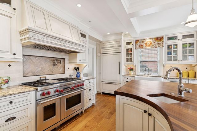 4615 Browndale Avenue, Edina, MN 55424