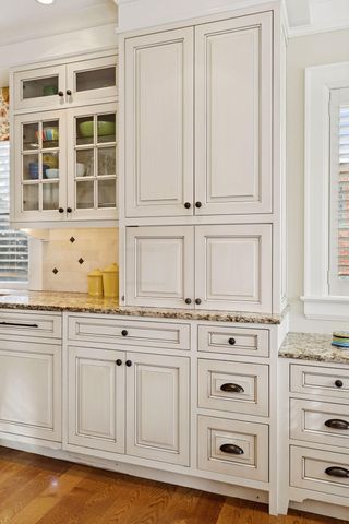 4615 Browndale Avenue, Edina, MN 55424