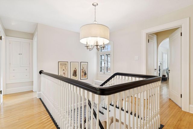 4615 Browndale Avenue, Edina, MN 55424