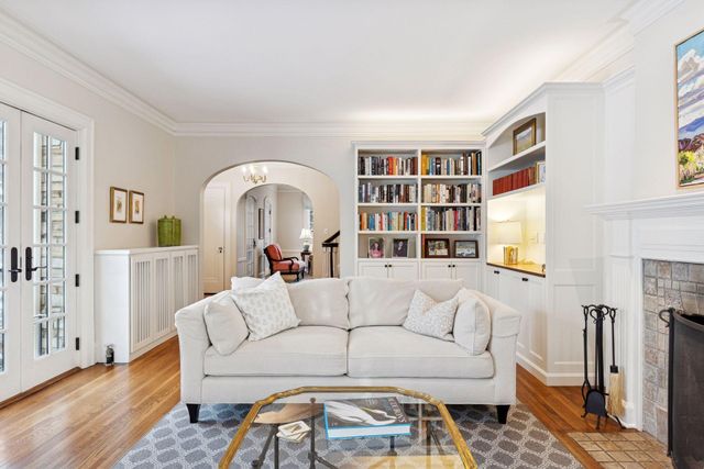 4615 Browndale Avenue, Edina, MN 55424