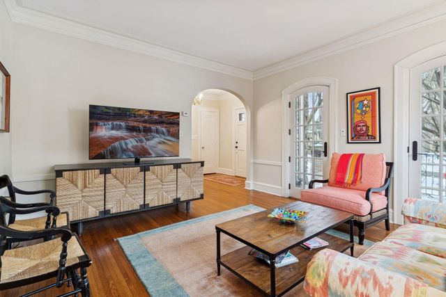 4615 Browndale Avenue, Edina, MN 55424