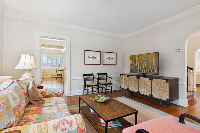 4615 Browndale Avenue, Edina, MN 55424