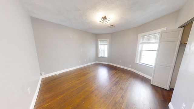 26 Elder St 2A, Boston, MA 02125