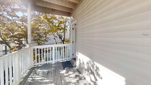 26 Elder St 2A, Boston, MA 02125