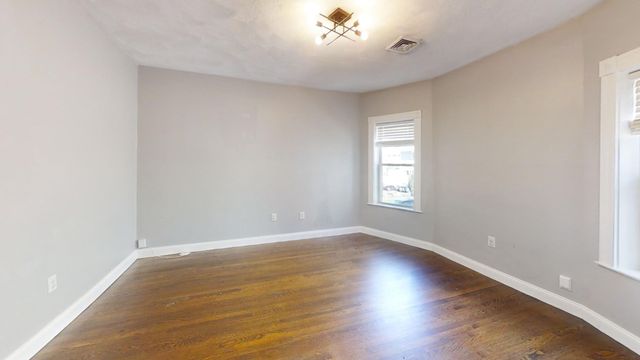 26 Elder St 2A, Boston, MA 02125