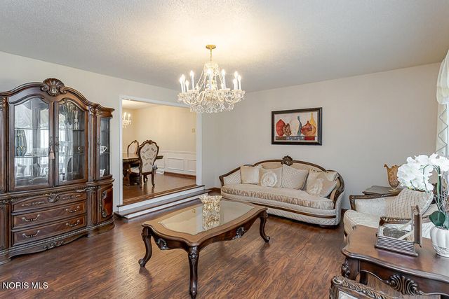 4447 Sulgrave Drive, Toledo, OH 43623