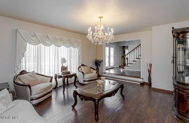 4447 Sulgrave Drive, Toledo, OH 43623