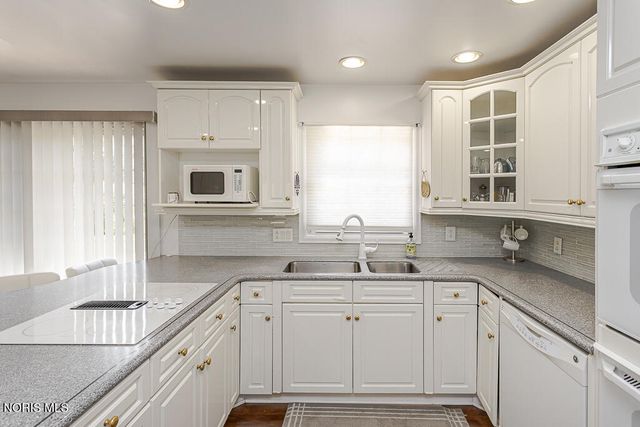 4447 Sulgrave Drive, Toledo, OH 43623
