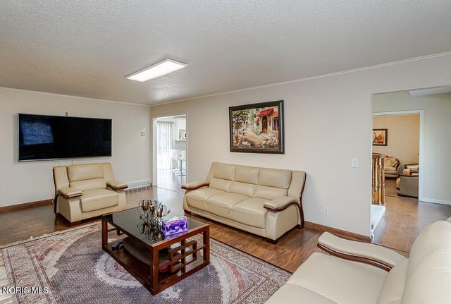 4447 Sulgrave Drive, Toledo, OH 43623