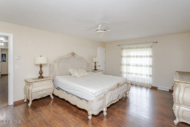 4447 Sulgrave Drive, Toledo, OH 43623