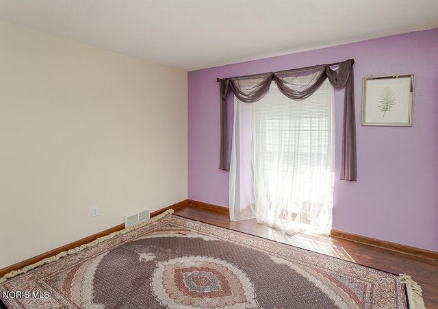 4447 Sulgrave Drive, Toledo, OH 43623