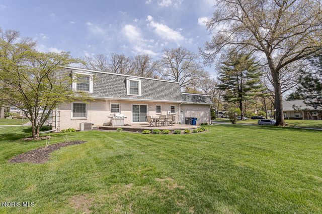 4447 Sulgrave Drive, Toledo, OH 43623