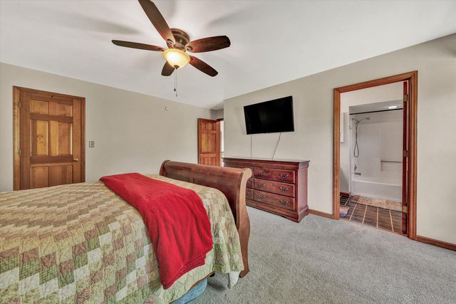 7835 Forest Edge DR, Roanoke, VA 24018